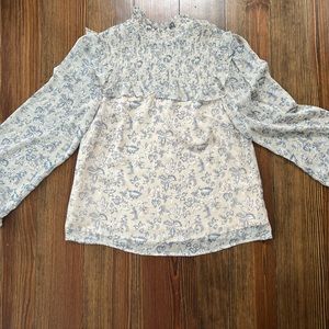 NWOT En Saison Smocked Blouse, Size Small